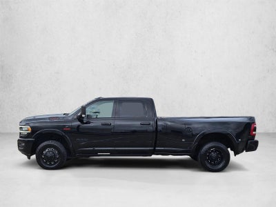 2020 RAM 3500 Laramie Crew Cab 4x4 8' Box