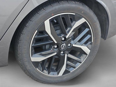 2024 Nissan Versa SR