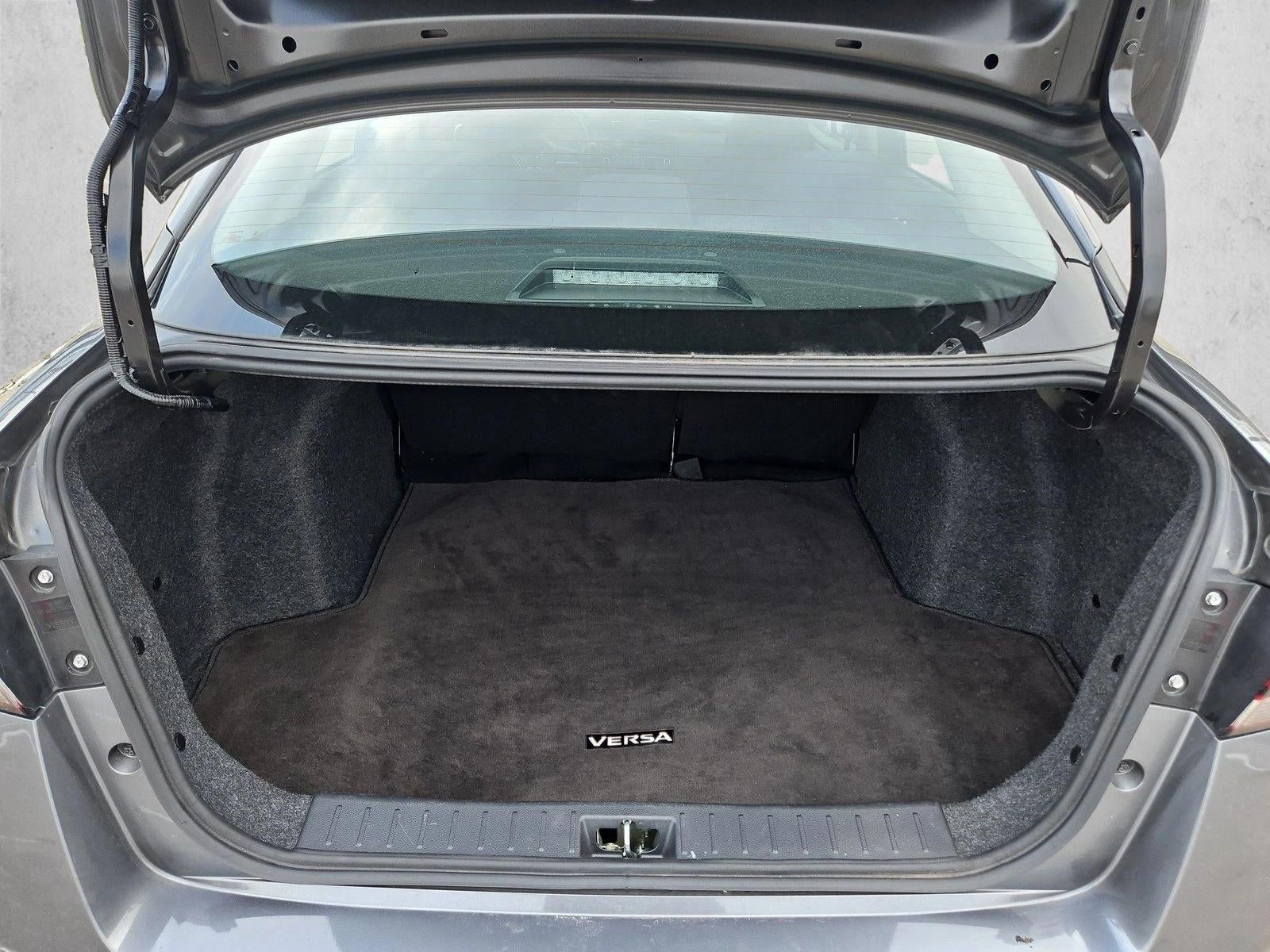 2024 Nissan Versa SR