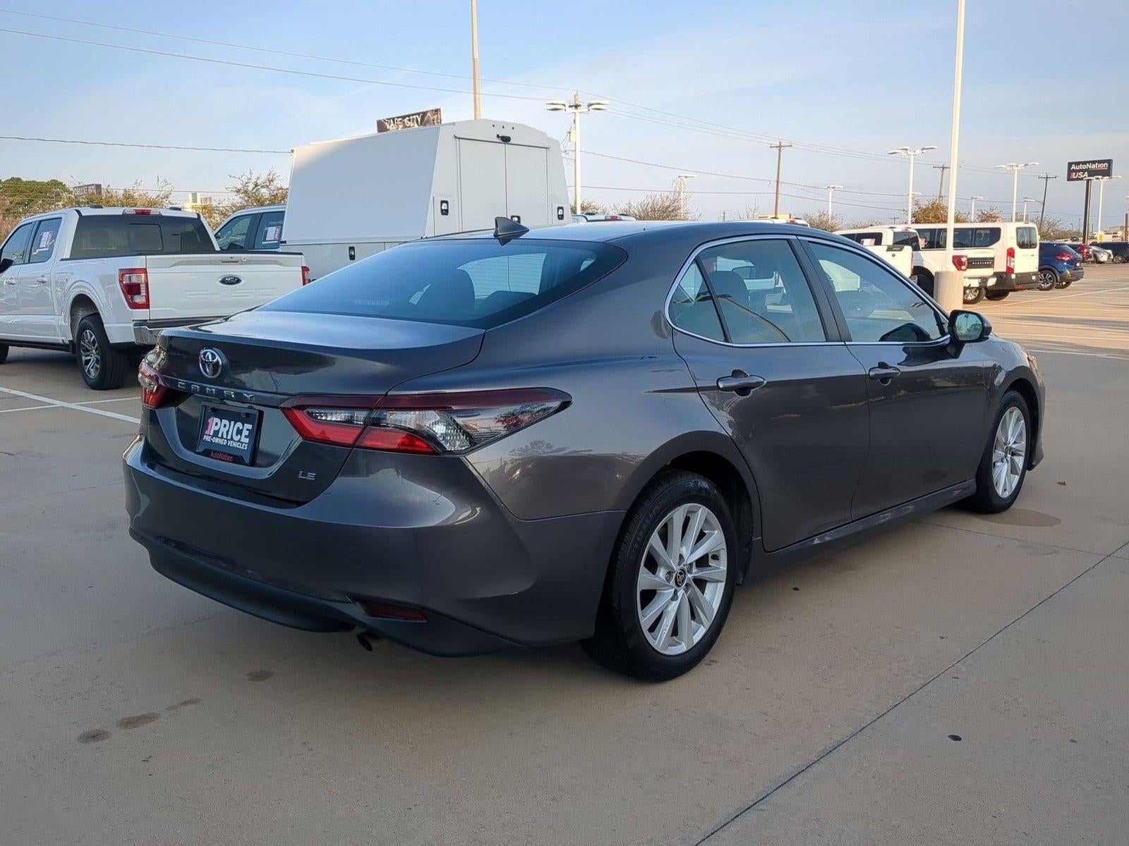 2022 Toyota Camry LE