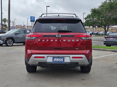 2022 Nissan Pathfinder SL