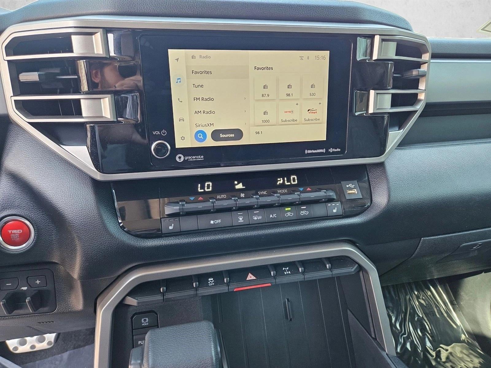 2022 Toyota Tundra 4WD SR5