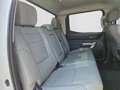 2022 Toyota Tundra 4WD SR5