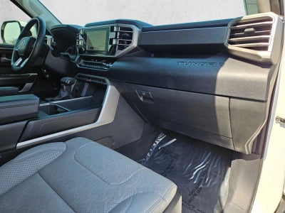 2022 Toyota Tundra 4WD SR5