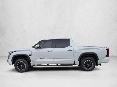 2022 Toyota Tundra 4WD SR5