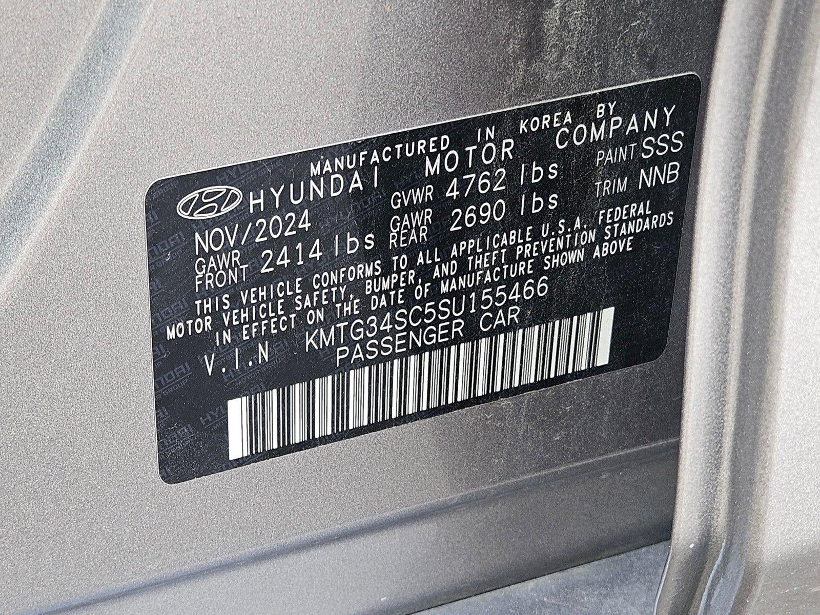 2025 Genesis G70 2.5T