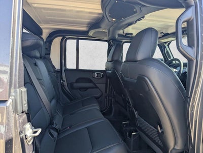 2025 Jeep Gladiator High Tide