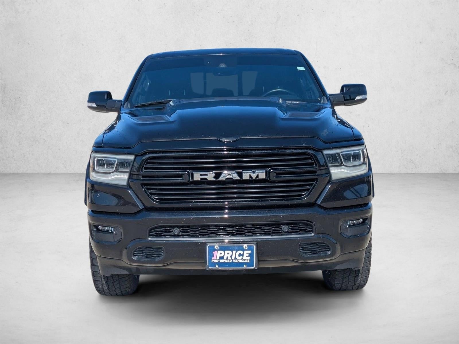 2022 RAM 1500 Laramie Crew Cab 4x2 5'7" Box