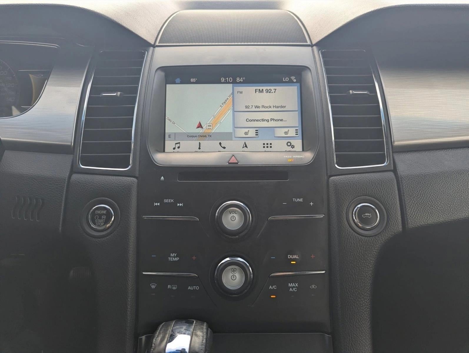 2018 Ford Taurus SEL