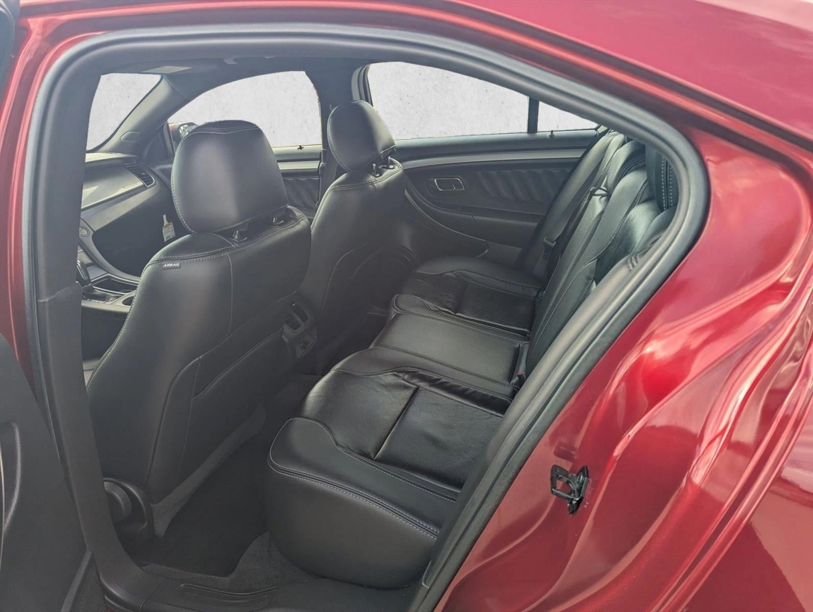 2018 Ford Taurus SEL