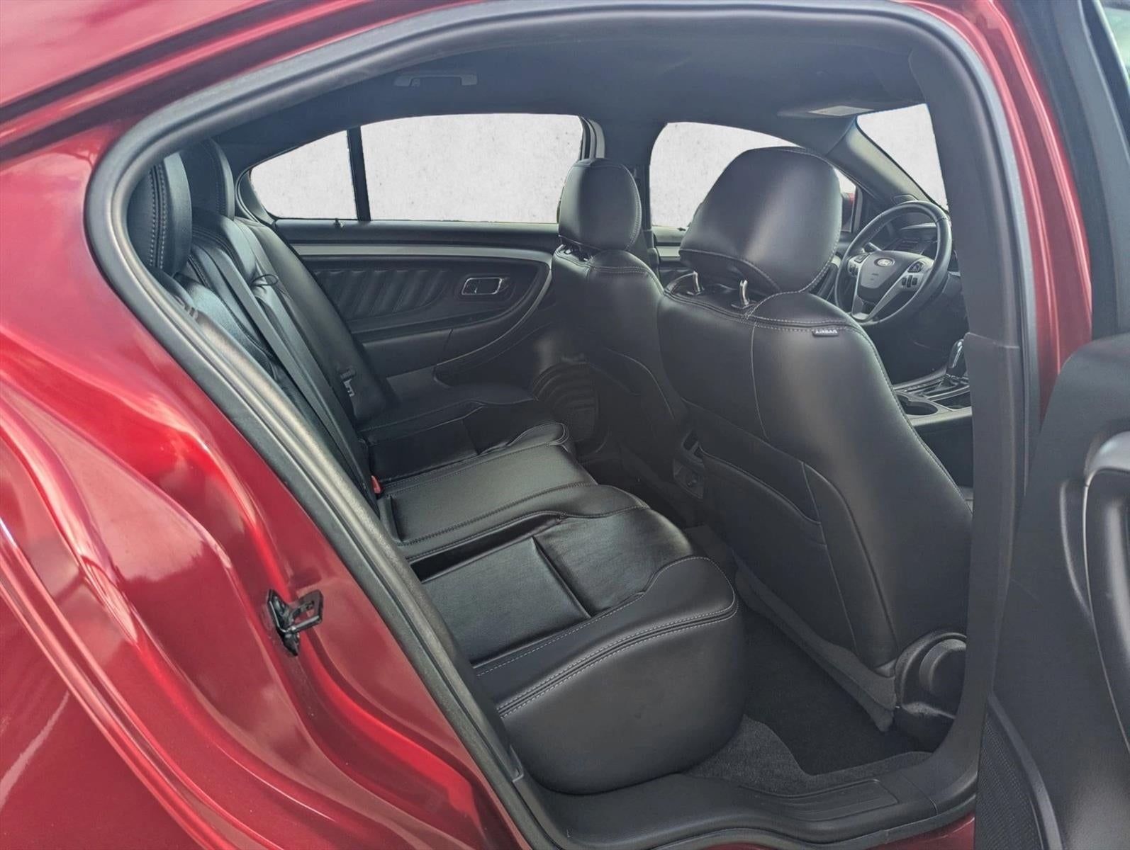 2018 Ford Taurus SEL
