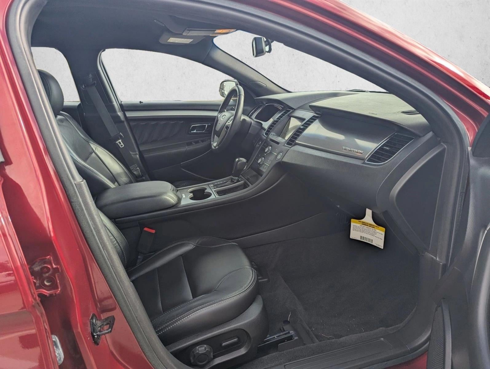 2018 Ford Taurus SEL