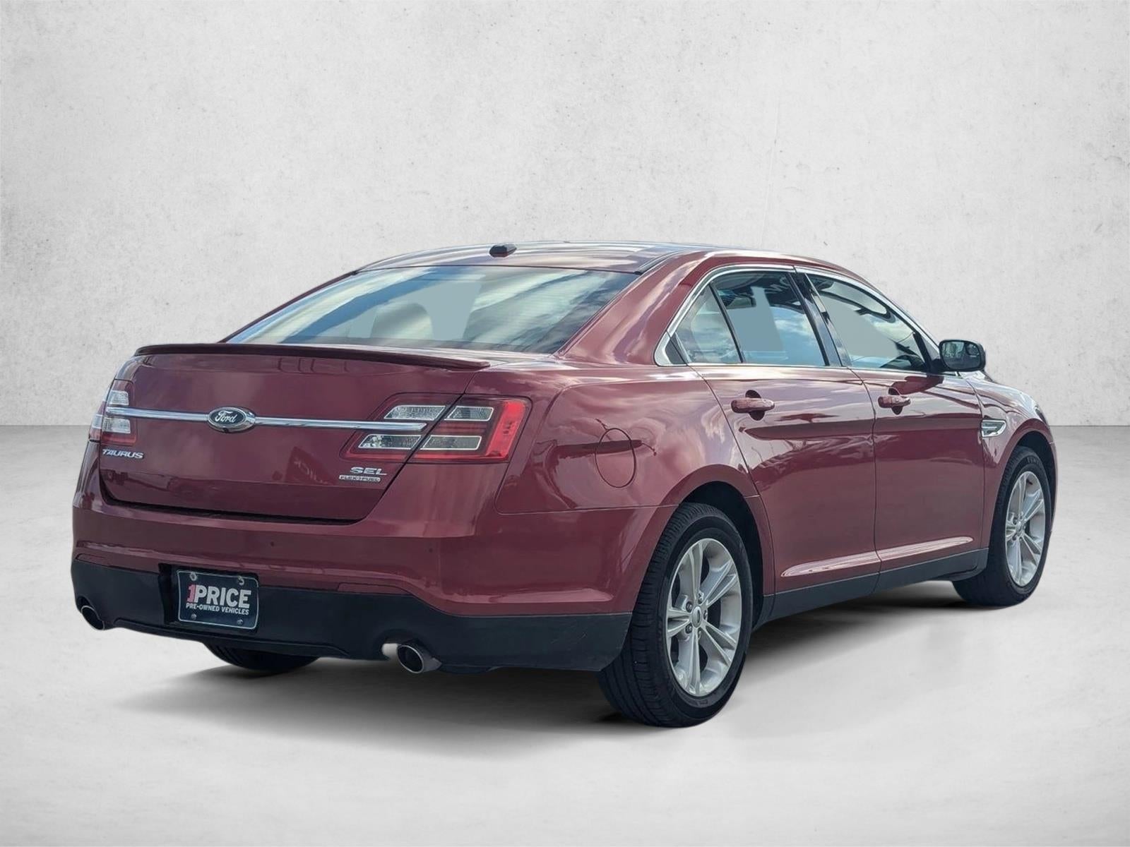2018 Ford Taurus SEL