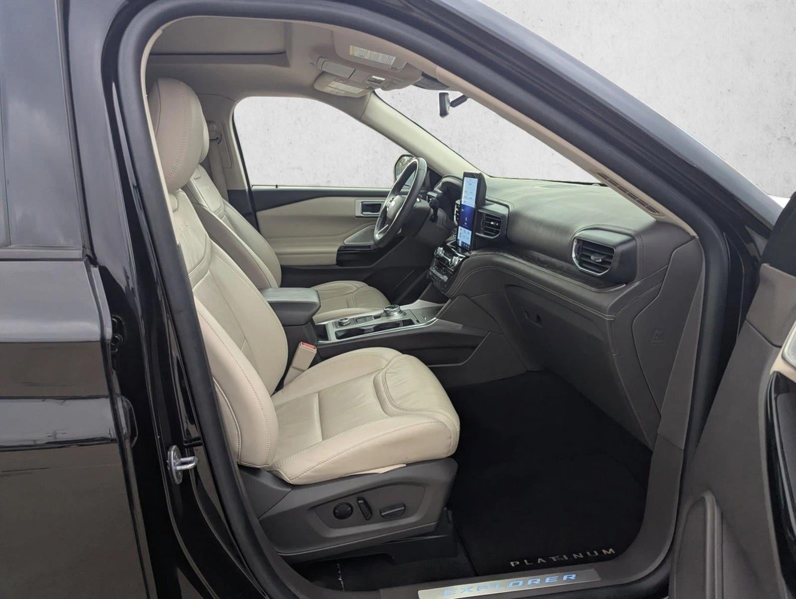 2024 Ford Explorer Platinum