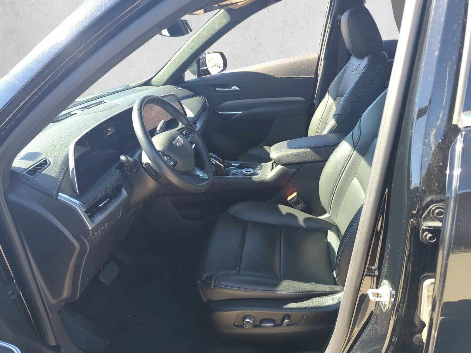 2025 Cadillac XT4 Premium Luxury