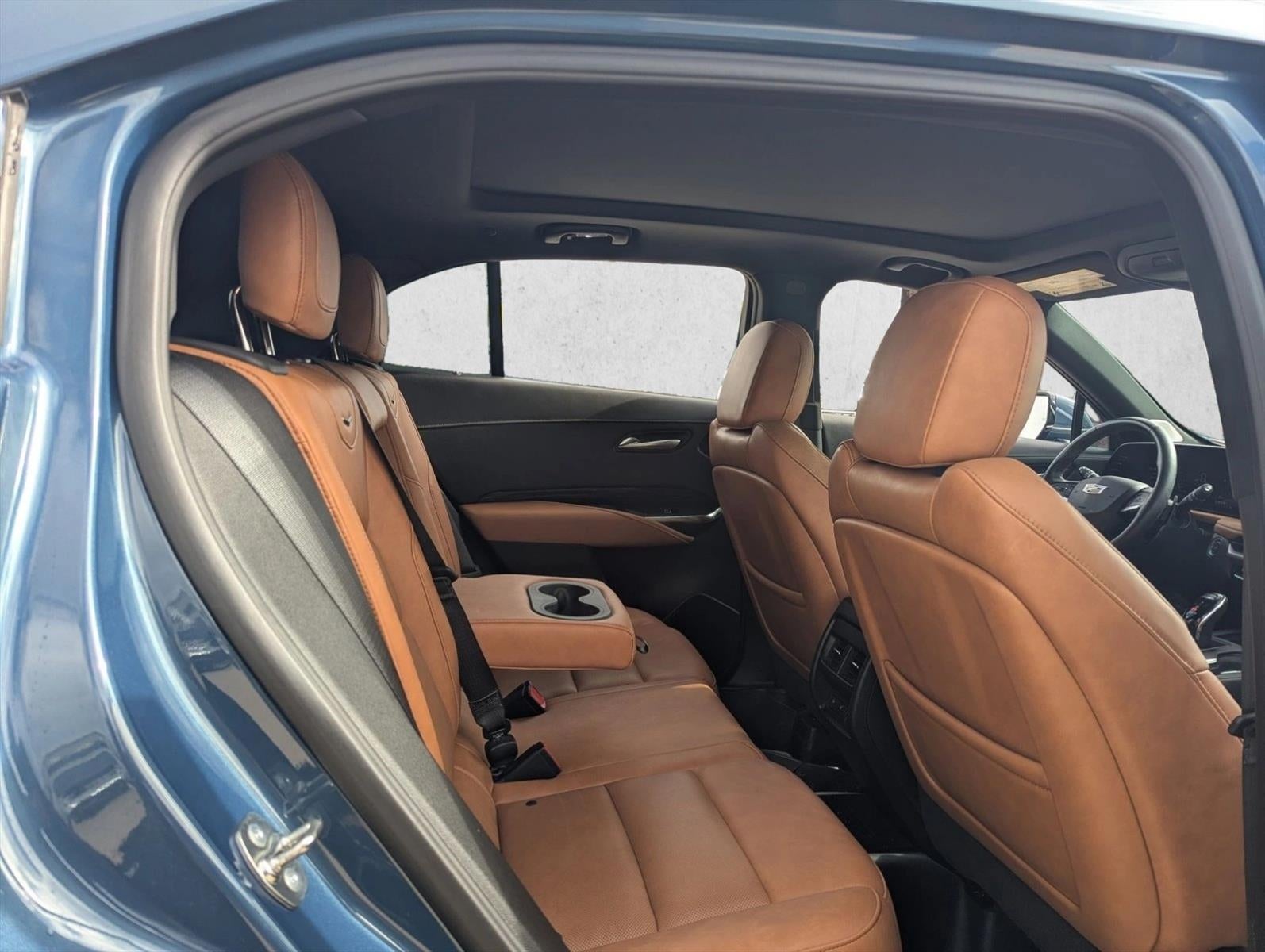 2024 Cadillac XT4 Premium Luxury