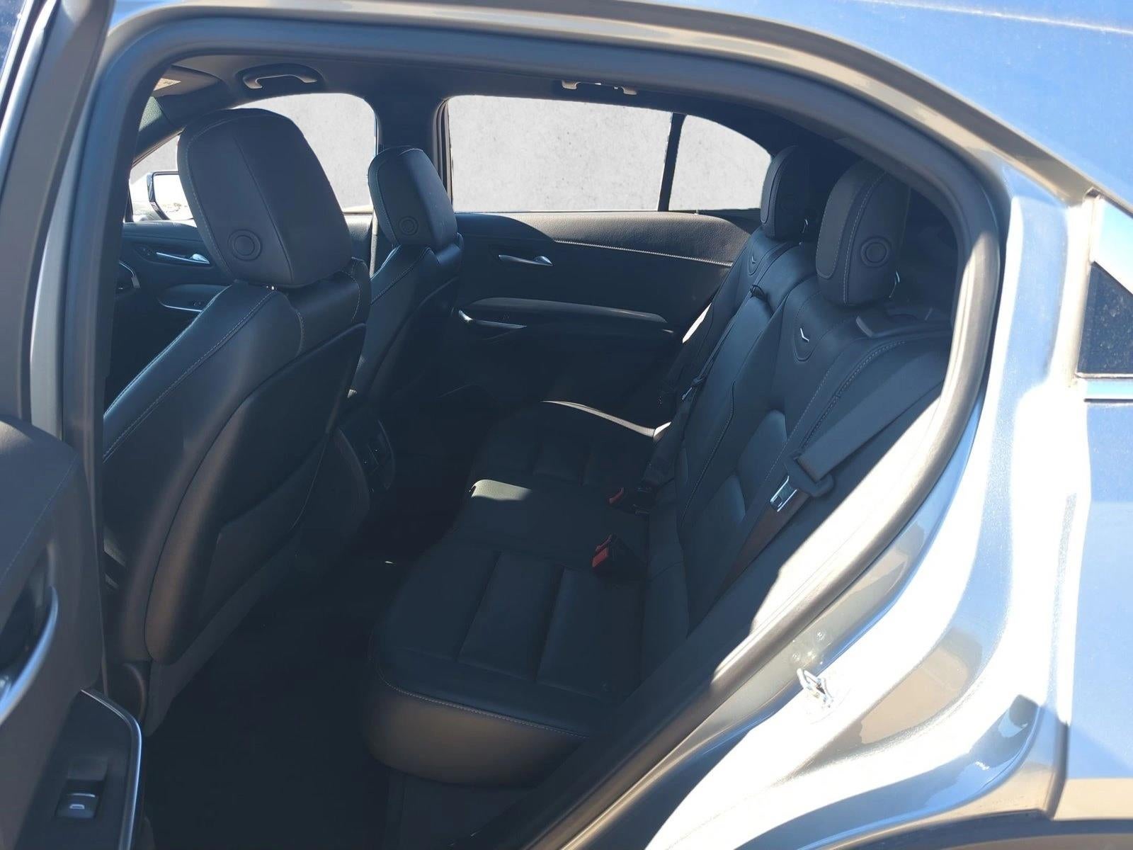 2025 Cadillac XT4 Premium Luxury