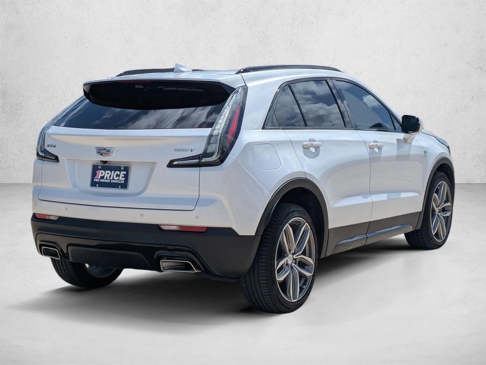 2022 Cadillac XT4 FWD Sport