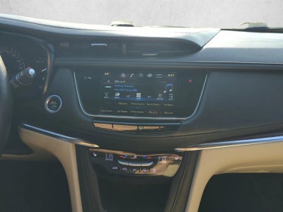 2017 Cadillac XT5 Luxury FWD