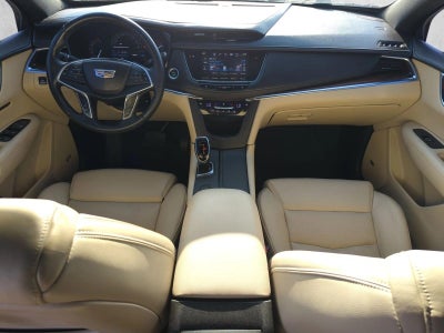 2017 Cadillac XT5 Luxury FWD