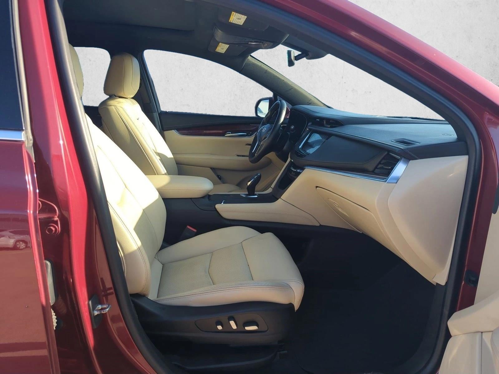 2017 Cadillac XT5 Luxury FWD