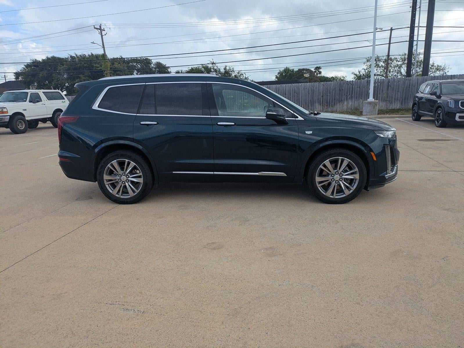 2025 Cadillac XT6 Premium Luxury