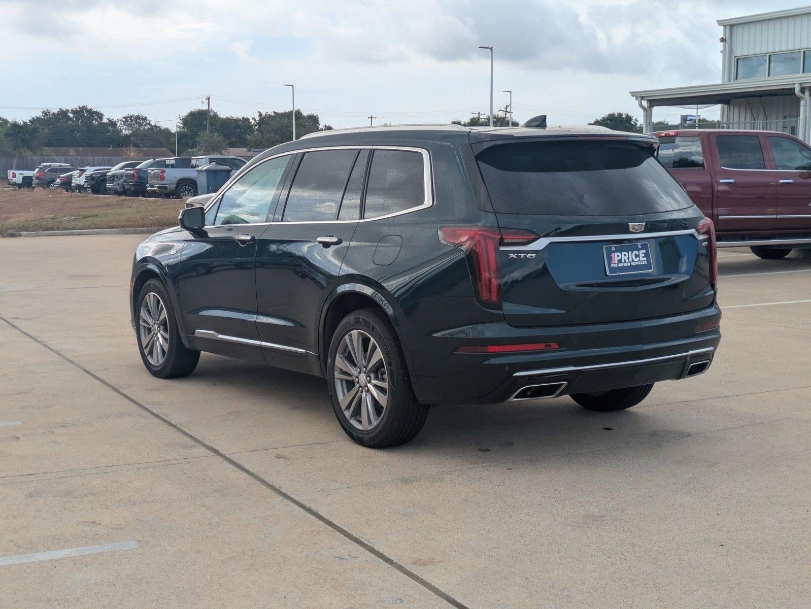 2025 Cadillac XT6 Premium Luxury