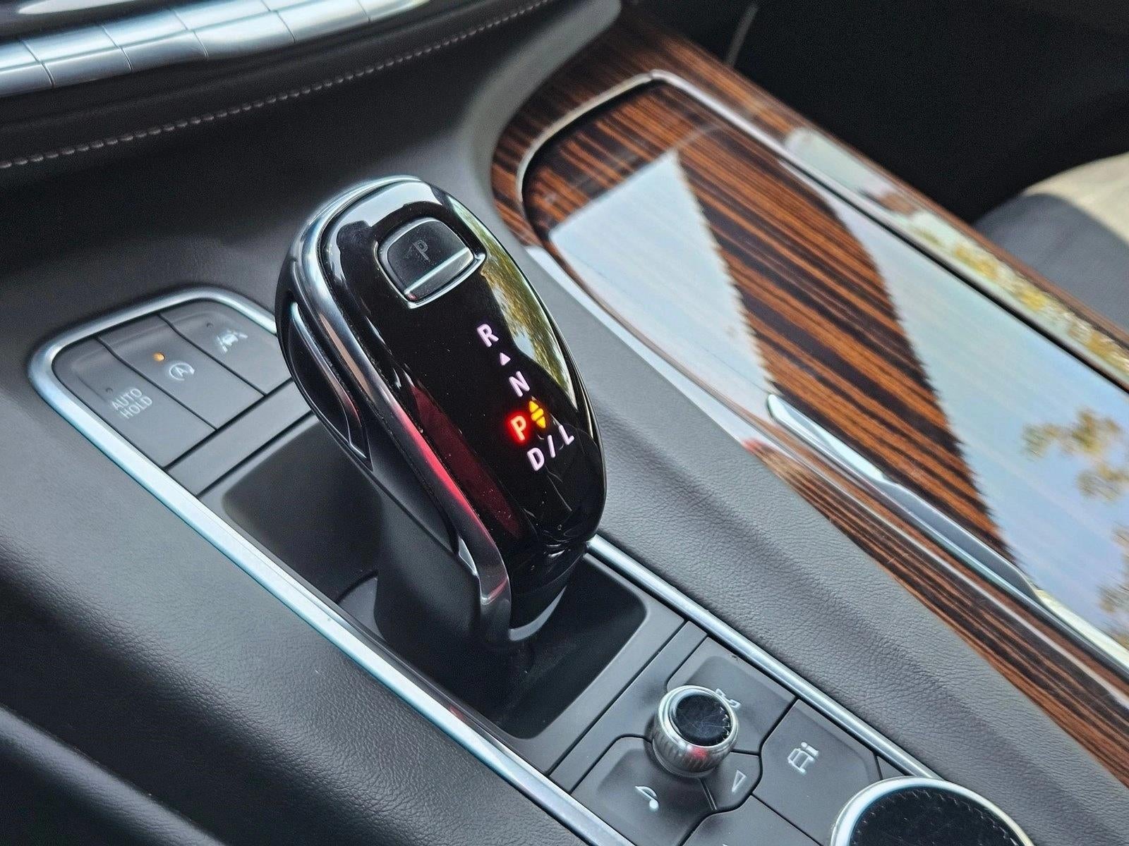 2022 Cadillac Escalade ESV Premium Luxury