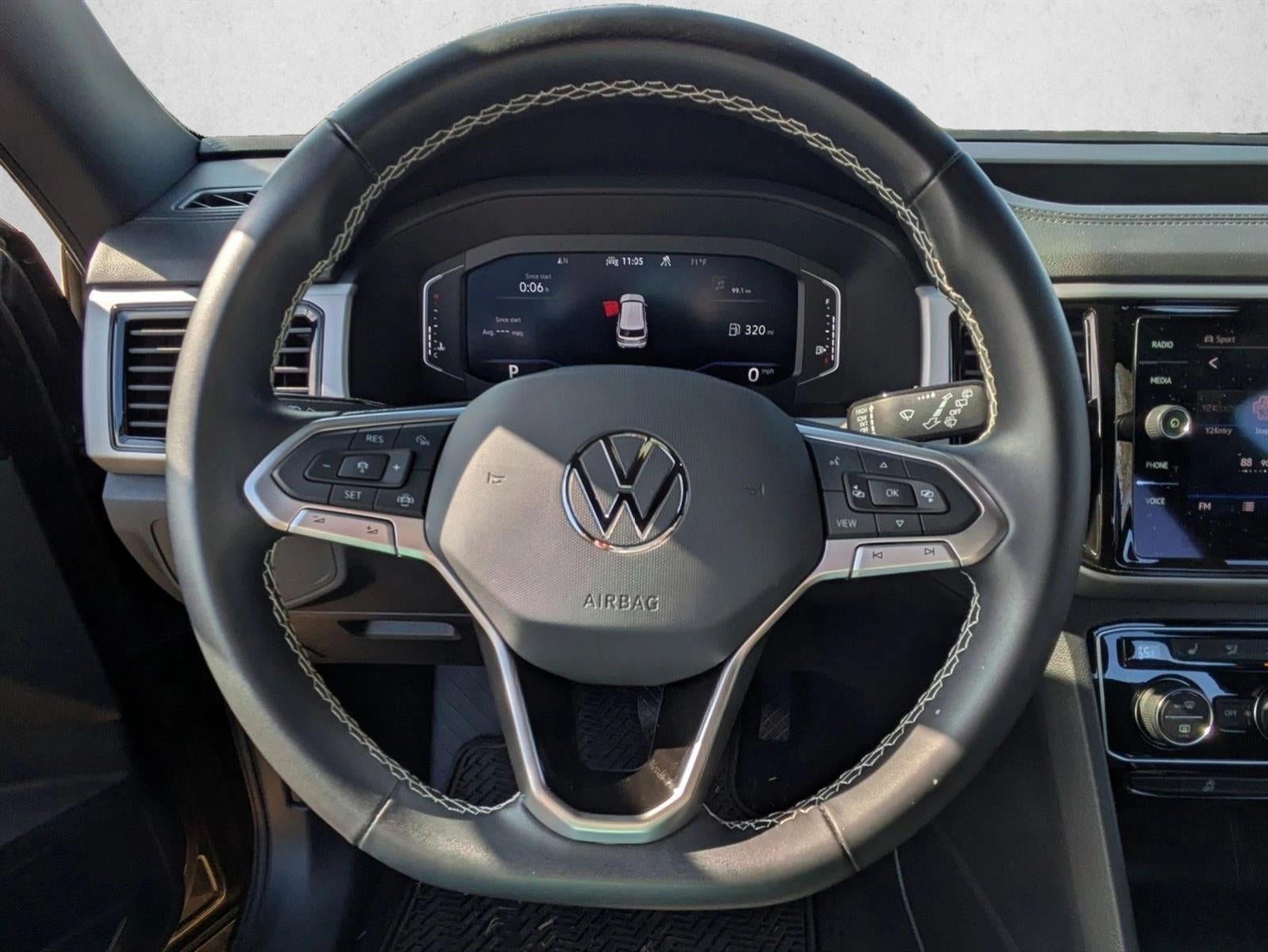 2023 Volkswagen Atlas Cross Sport 2.0T SE w/Technology