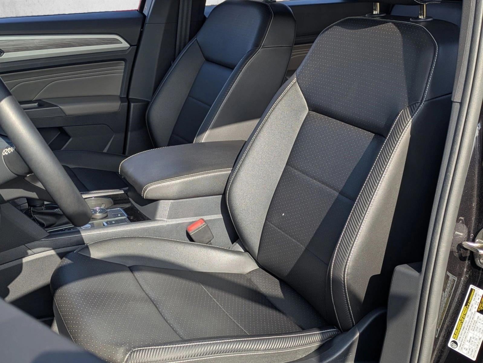 2023 Volkswagen Atlas Cross Sport 2.0T SE w/Technology