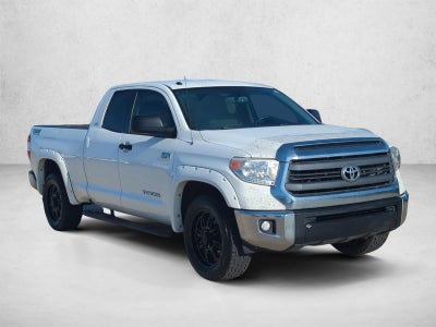 2015 Toyota Tundra 2WD Truck SR5