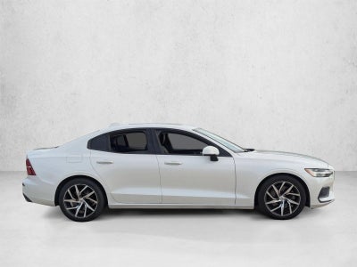 2020 Volvo S60 Momentum