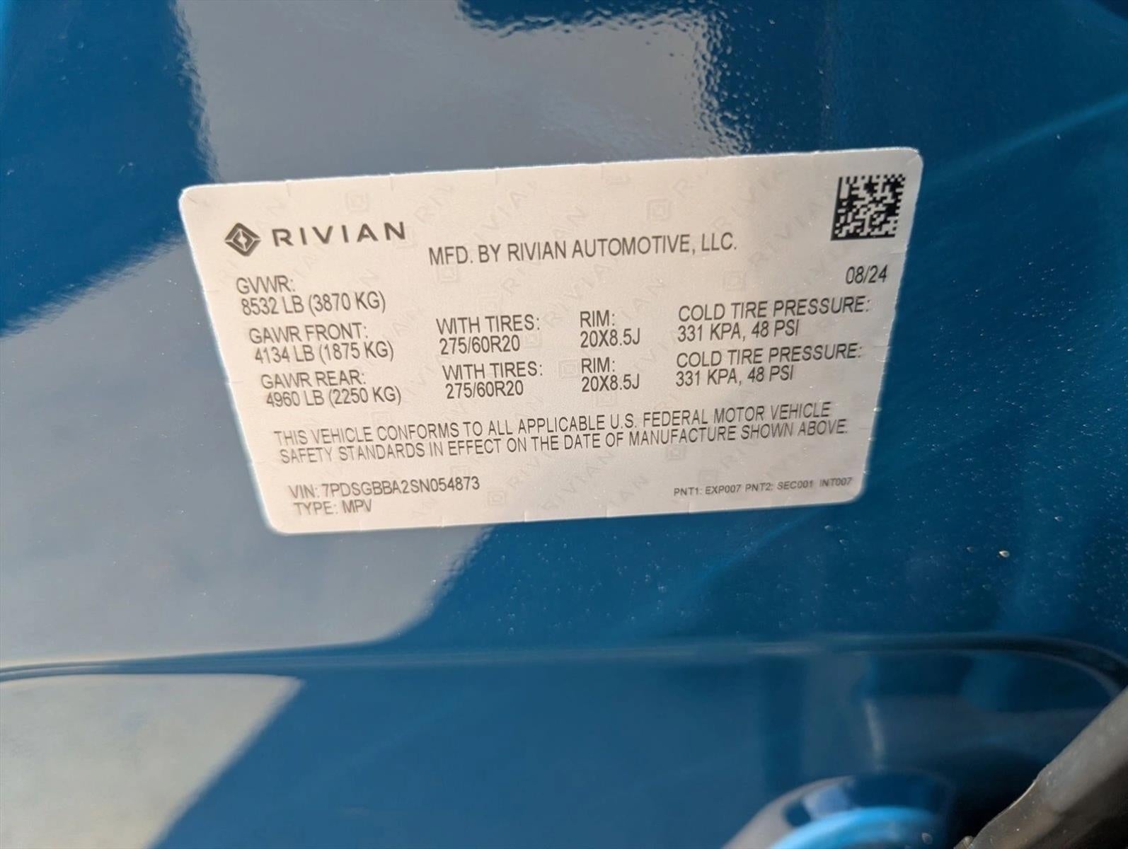 2025 RIVIAN R1S Adventure