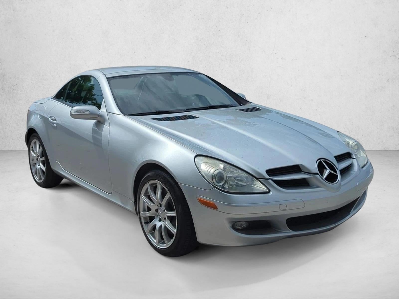 2005 Mercedes-Benz SLK Base