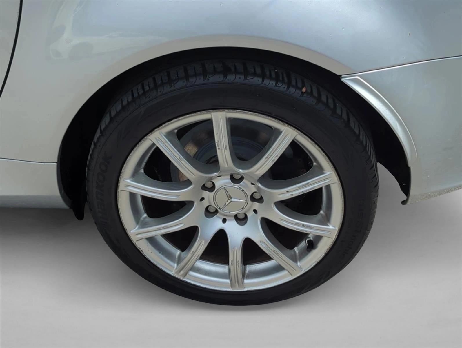 2005 Mercedes-Benz SLK Base
