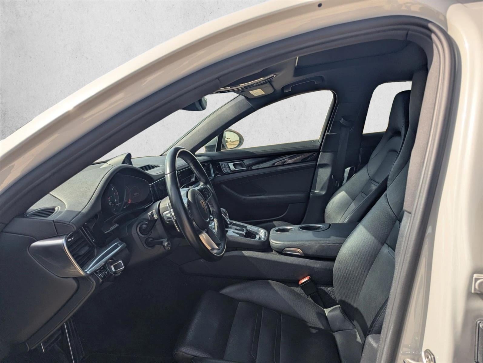 2017 Porsche Panamera 4S