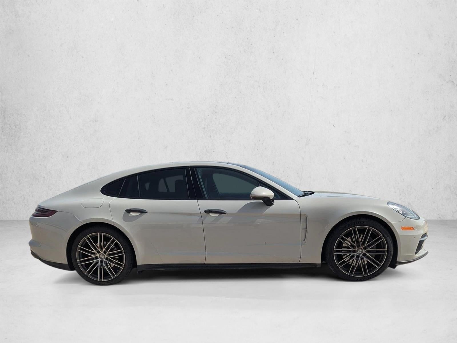 2017 Porsche Panamera 4S