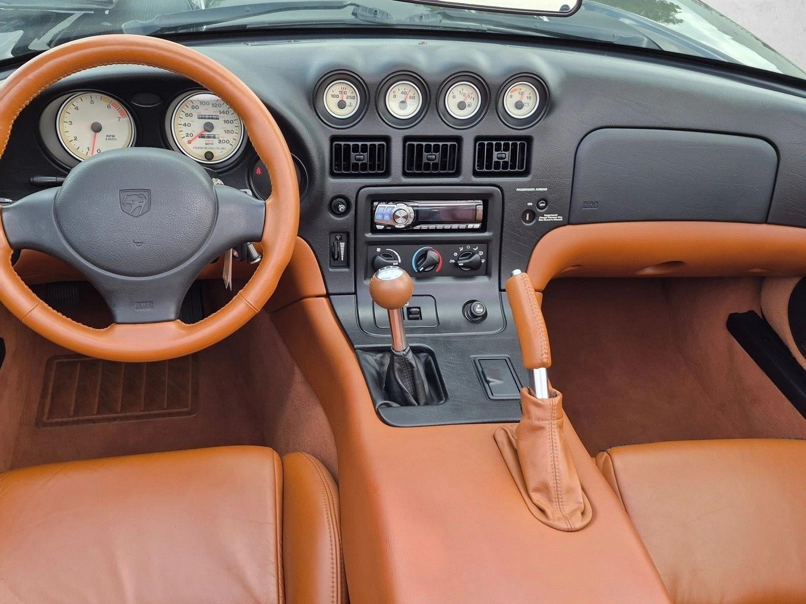 2000 Dodge Viper RT/10
