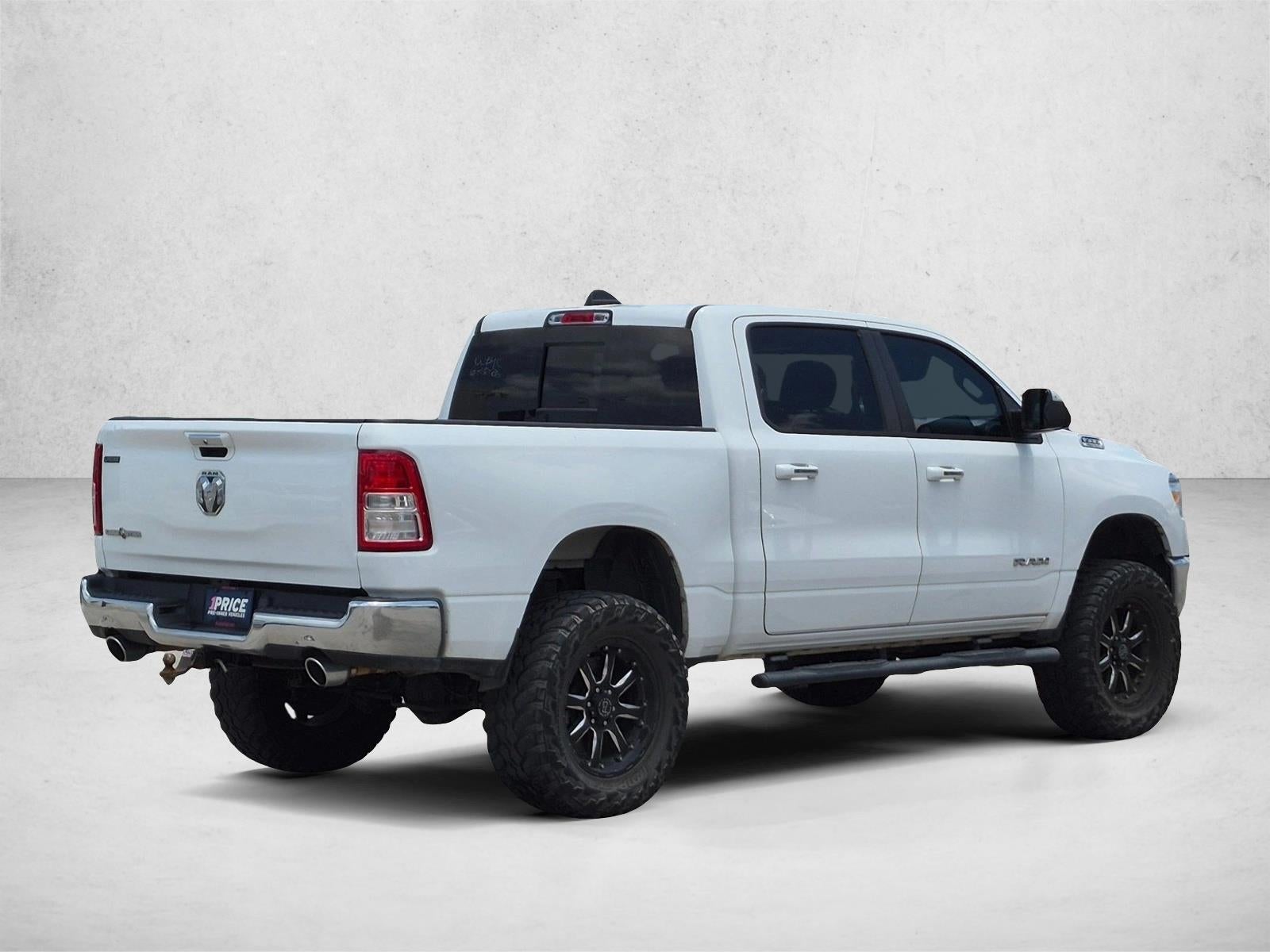 2020 RAM 1500 Lone Star 4x2 Crew Cab 5'7" Box