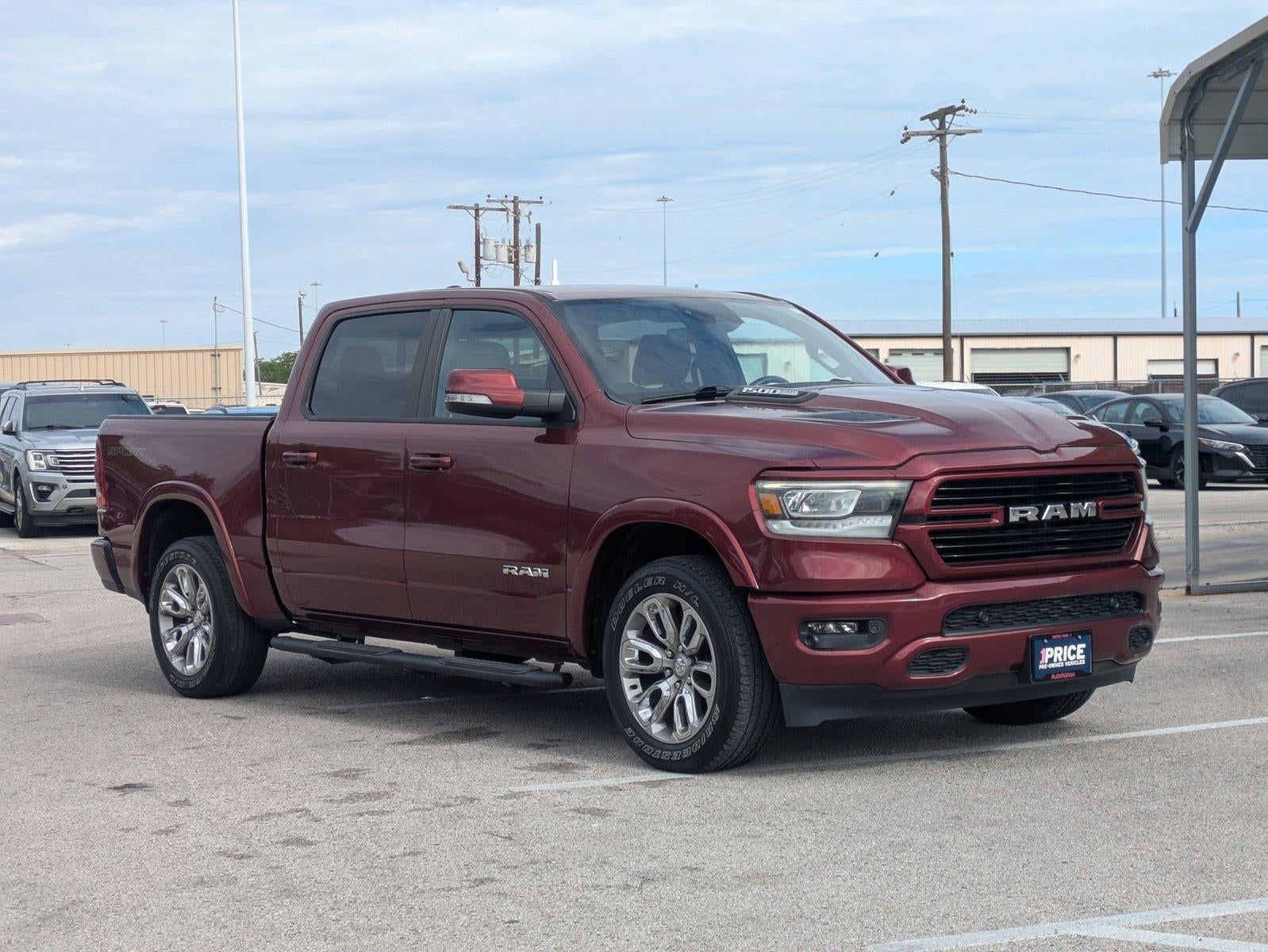 2022 RAM 1500 Laramie 4x2 Crew Cab 5'7" Box
