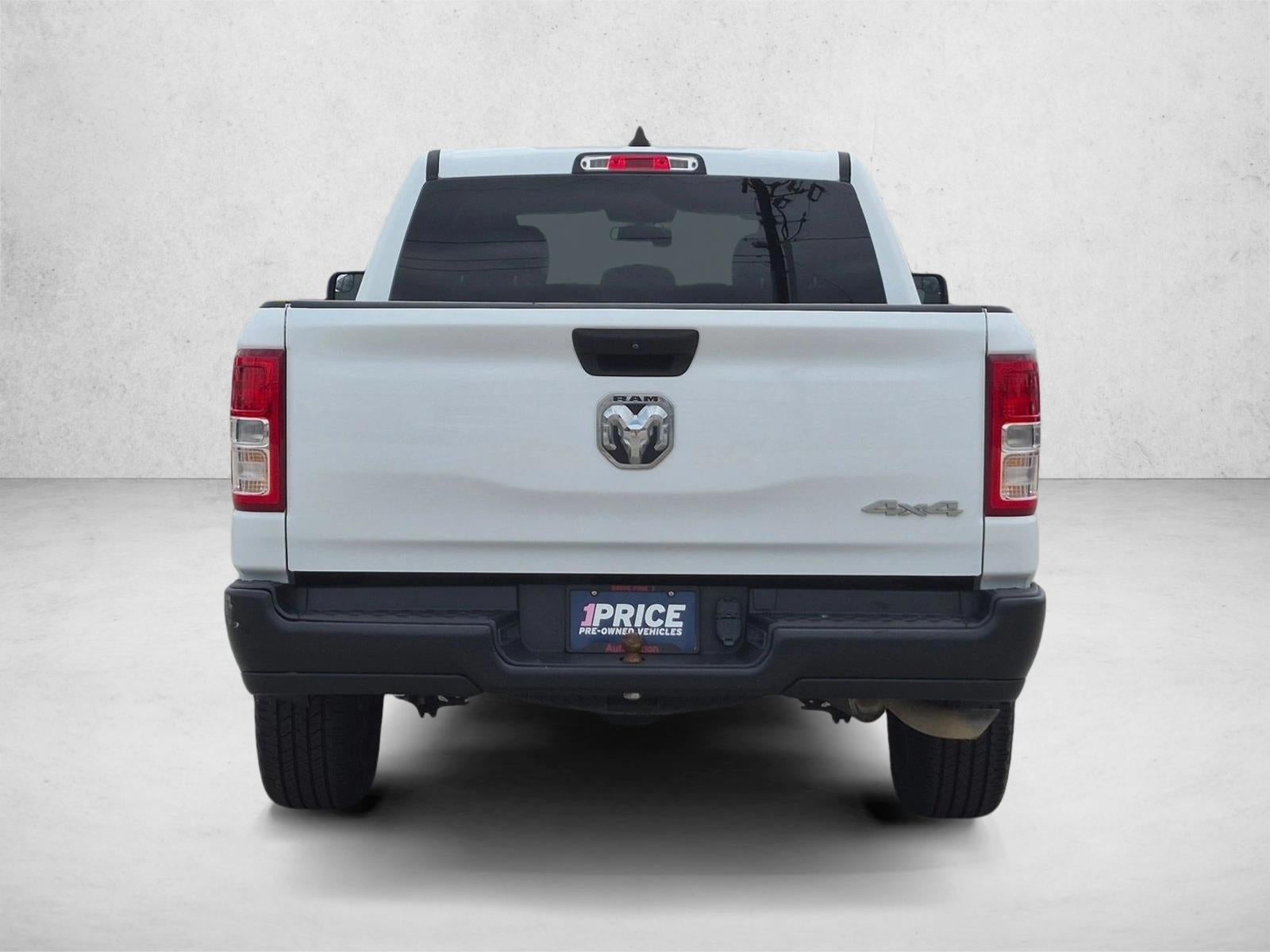 2022 RAM 1500 Tradesman 4x4 Crew Cab 6'4" Box