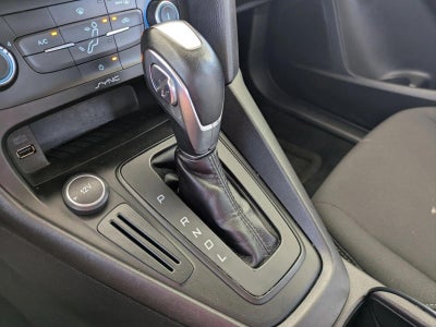 2015 Ford Focus 5dr HB SE