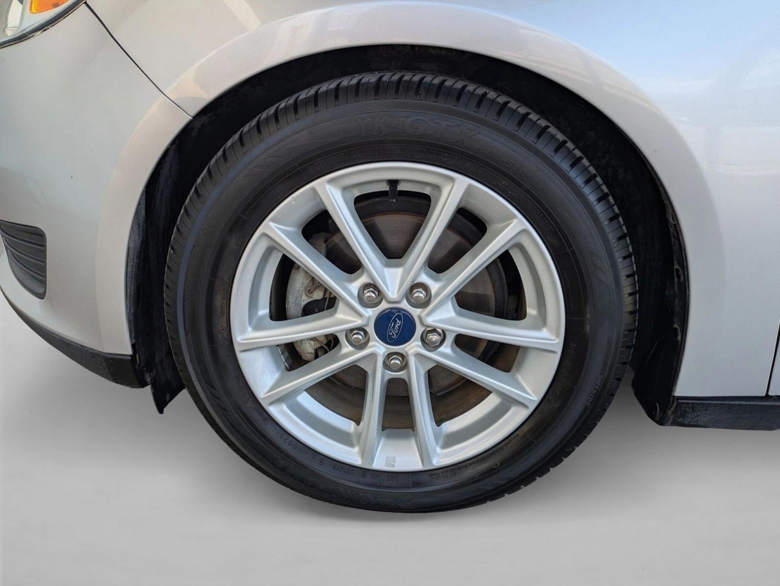 2015 Ford Focus 5dr HB SE