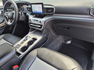 2022 Ford Explorer XLT RWD
