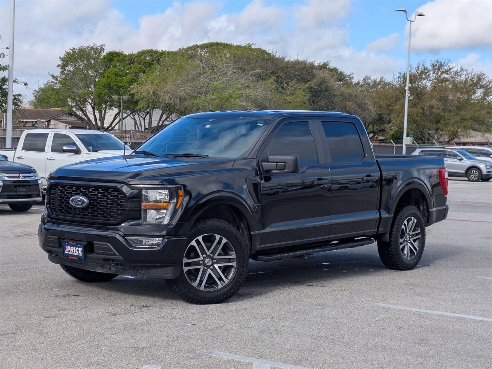 2023 Ford F-150 XL 4WD SuperCrew 5.5' Box