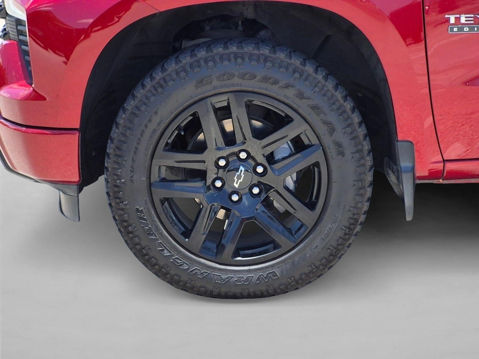2022 Chevrolet Silverado 1500 Crew Cab Short Box 4-Wheel Drive RST