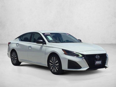 2025 Nissan Altima SV FWD