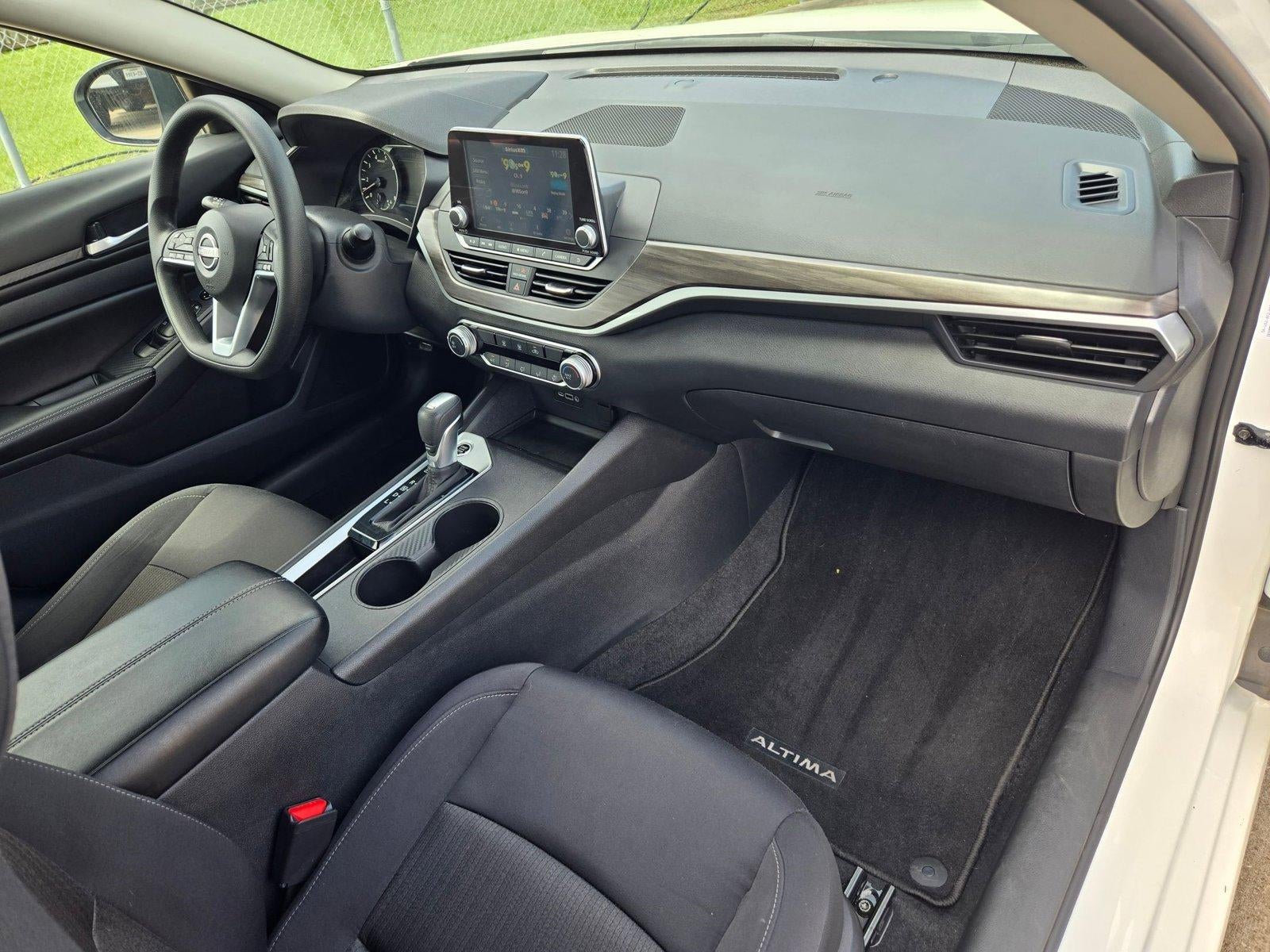 2025 Nissan Altima SV FWD