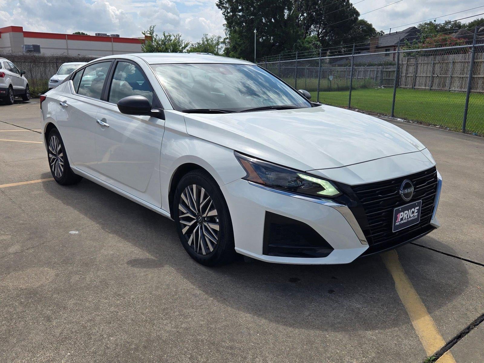 2025 Nissan Altima SV FWD