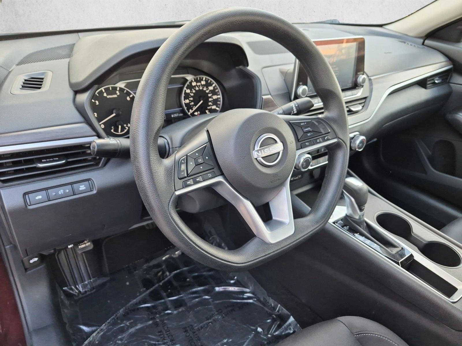 2025 Nissan Altima SV FWD